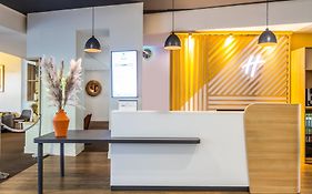 Holiday Inn Perpignan, An Ihg Hotel